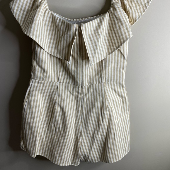 Sugar Lips khaki and white striped off the shoulder romper - Picture 12 of 14